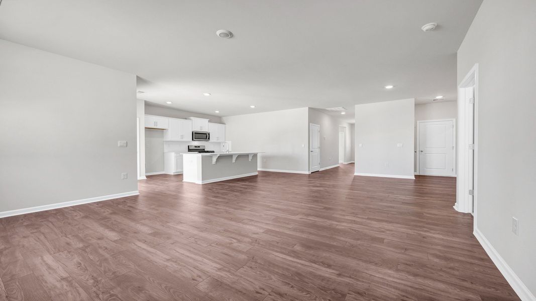 Spacious, unfurnished interior of a new home in Leatherstone, Blythewood (Image 17).