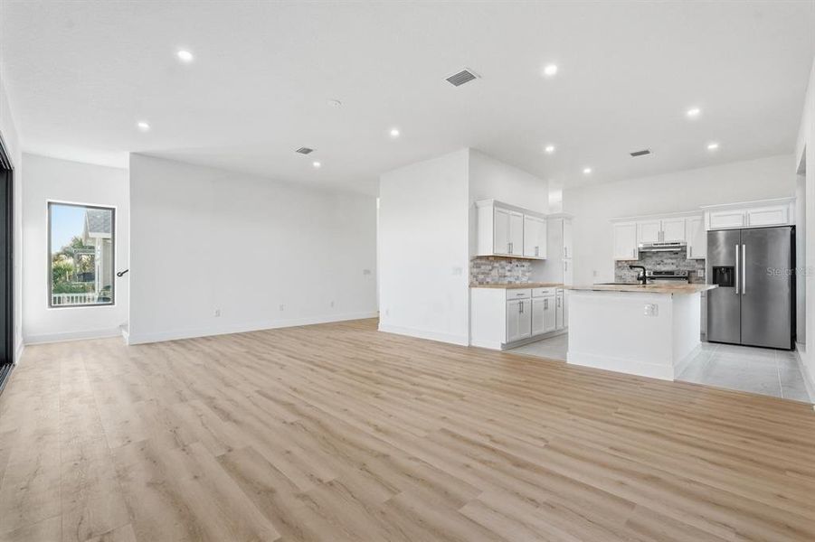 Spacious, unfurnished interior of a new home in , Flagler Beach (Image 19).