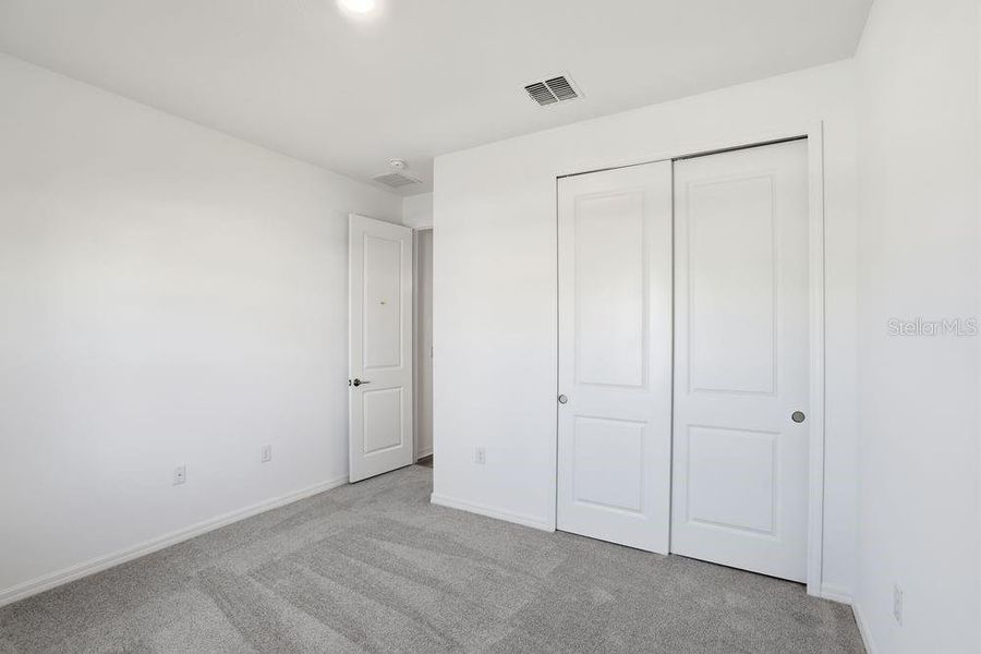 Spacious, unfurnished interior of a new home in Brookland Park, Auburndale (Image 34).