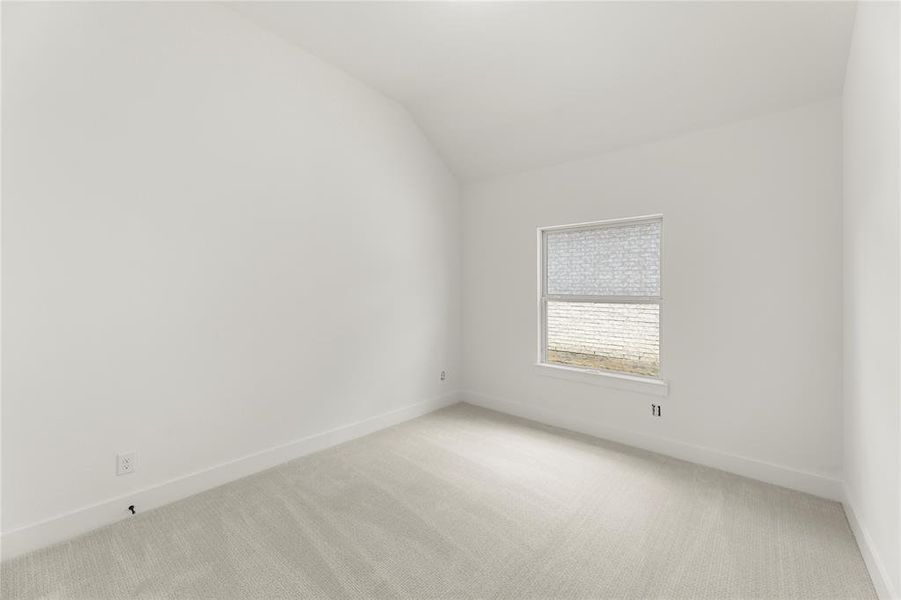 Spacious, unfurnished interior of a new home in Brookfield, Melissa (Image 20).