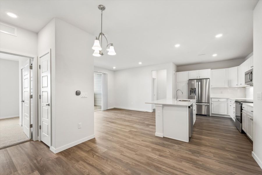 Spacious, unfurnished interior of a new home in Grand Vue at Interlocken, Broomfield (Image 7).