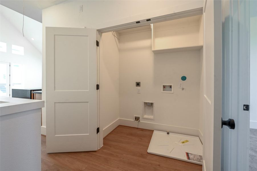 Spacious, unfurnished interior of a new home in , Houston (Image 18).