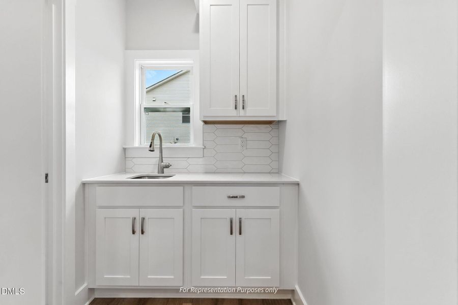 Holly Unurnished with gourmet and messy