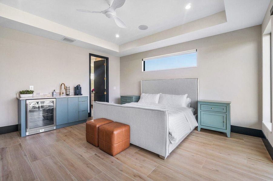 Furnished interior view inside a new home in , Juno Beach (Image 51).