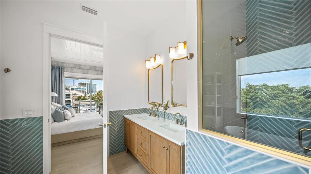 Furnished interior view inside a new home in , Sarasota (Image 19).