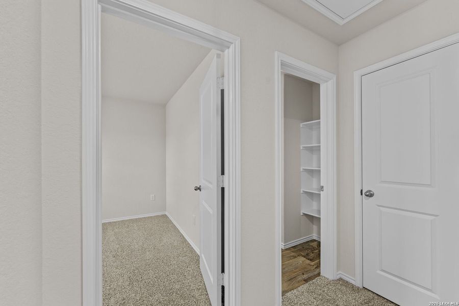 Spacious, unfurnished interior of a new home in Laurel Vistas, San Antonio (Image 24).