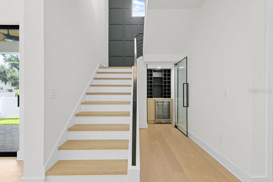 Spacious, unfurnished interior of a new home in , Tampa (Image 13).