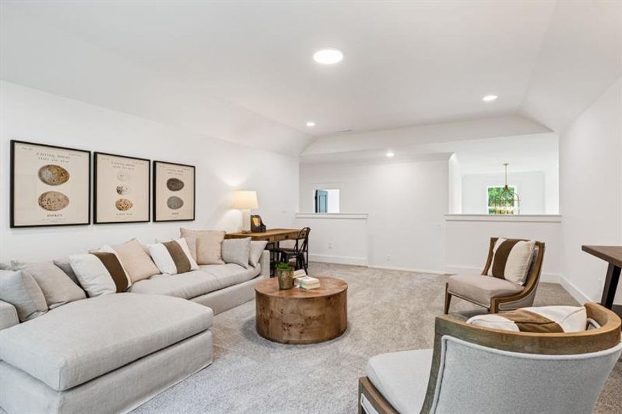 Furnished interior view inside a new home in White Post on Lake Lanier, Gainesville (Image 5). Furnished interior view inside a new home in White Post on Lake Lanier, Gainesville (Image 5).