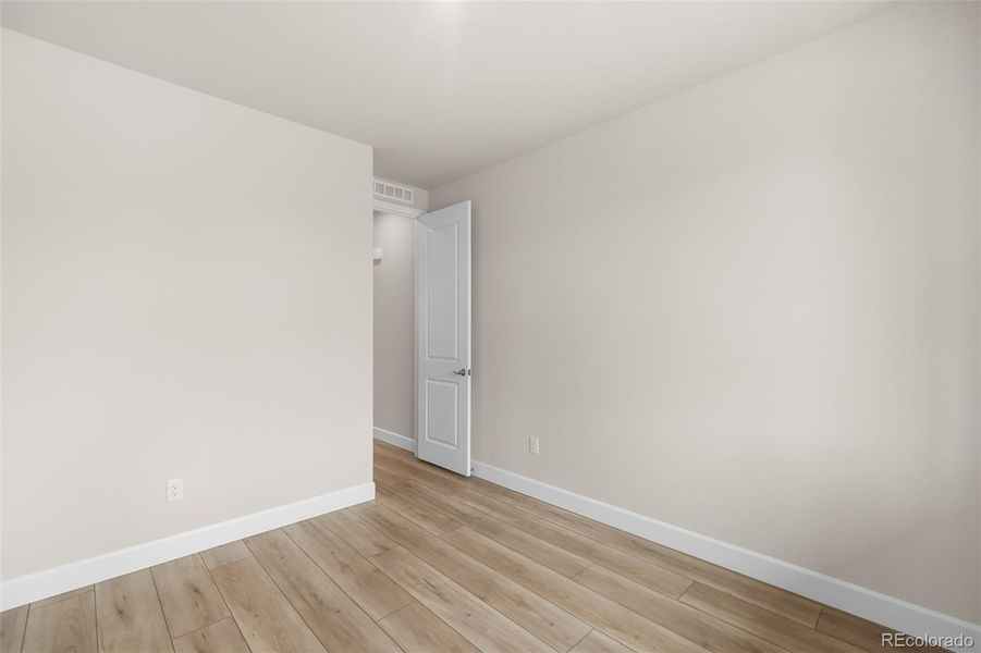 Spacious, unfurnished interior of a new home in , Castle Rock (Image 24).