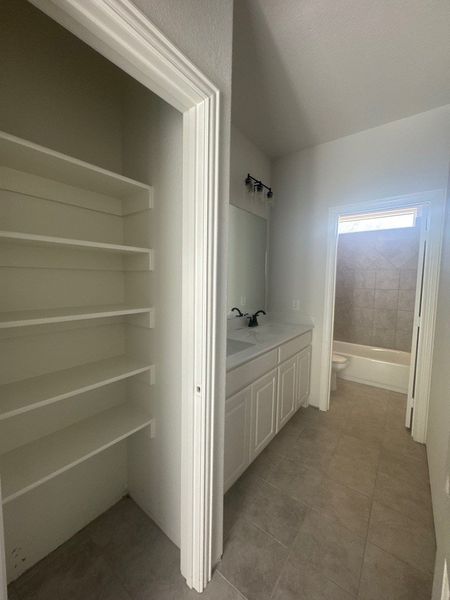 Image 19 of a home in Terra Escalante.