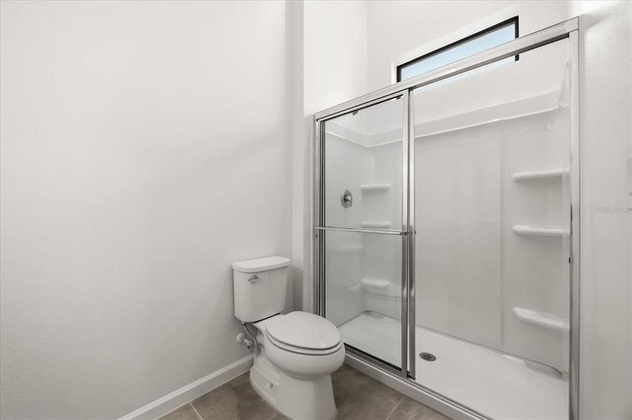 Furnished interior view inside a new home in , Orlando (Image 18).