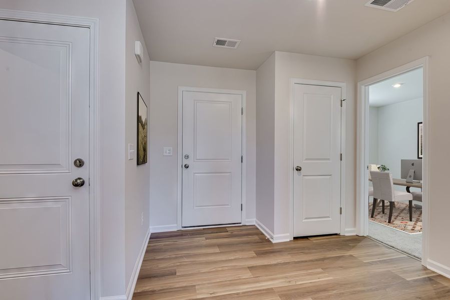 Foyer Foyer