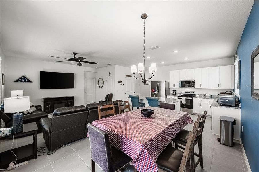 Furnished interior view inside a new home in , Bartow (Image 13).