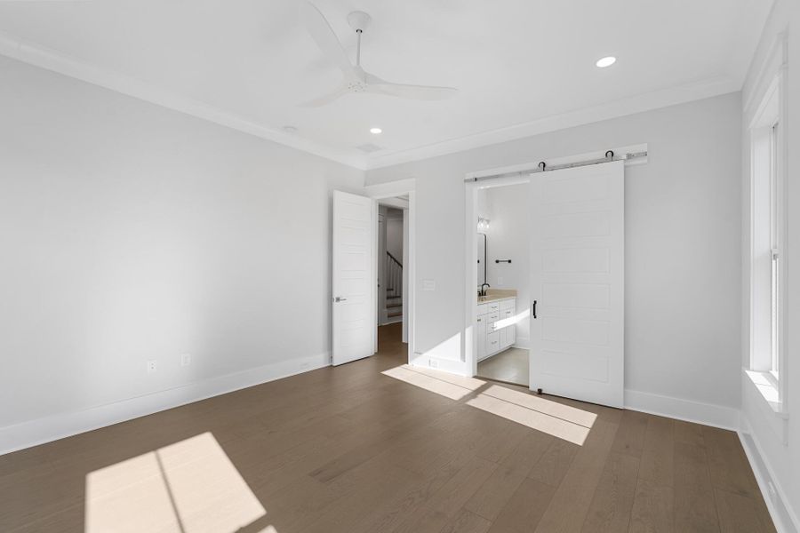 Spacious, unfurnished interior of a new home in , Mount Pleasant (Image 24).