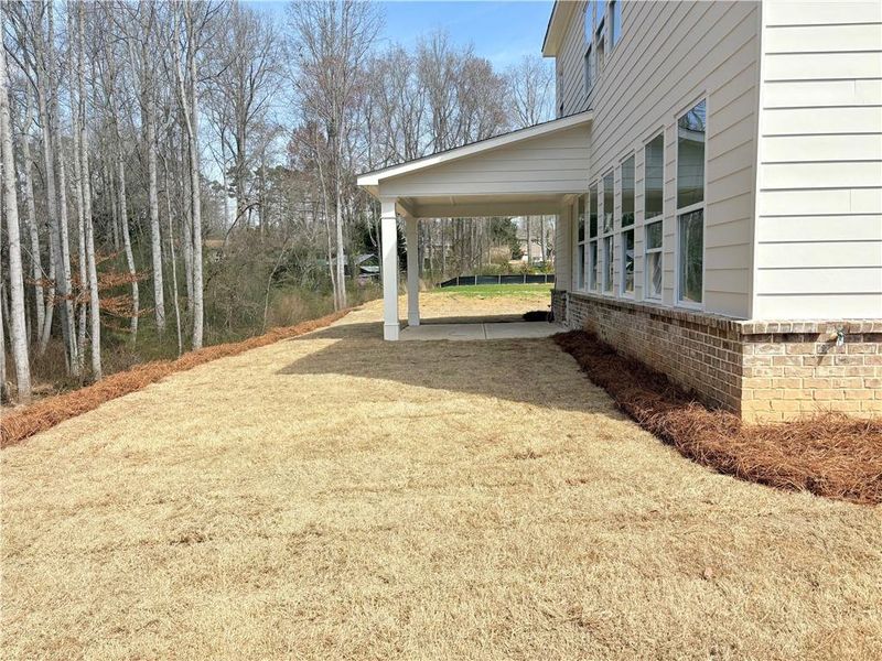 Exterior details and patio area of a home in Oak Valley Estates, Marietta (Image 3).
