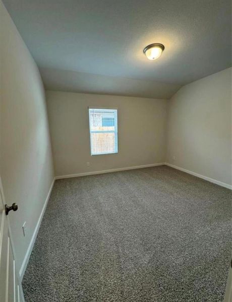 Spacious, unfurnished interior of a new home in Wall Street Village, Richmond (Image 17).
