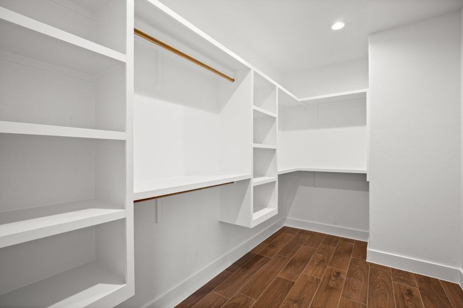 Image 37 of a home in .