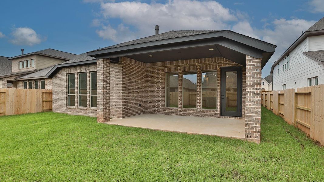 Image 15 of a home in Grand Central Park 50'. Image 15 of a home in Grand Central Park 50'.