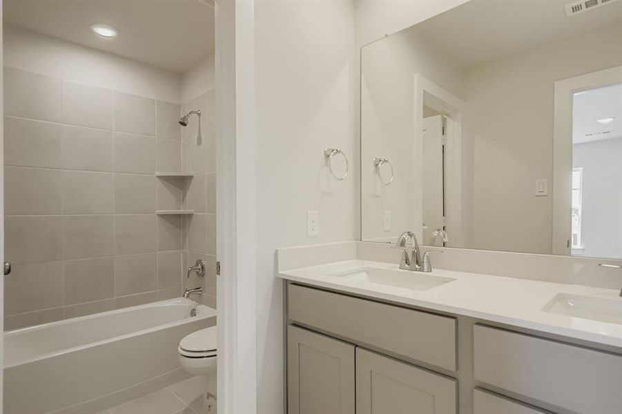 Furnished interior view inside a new home in Ambergrove, Royse City (Image 7).