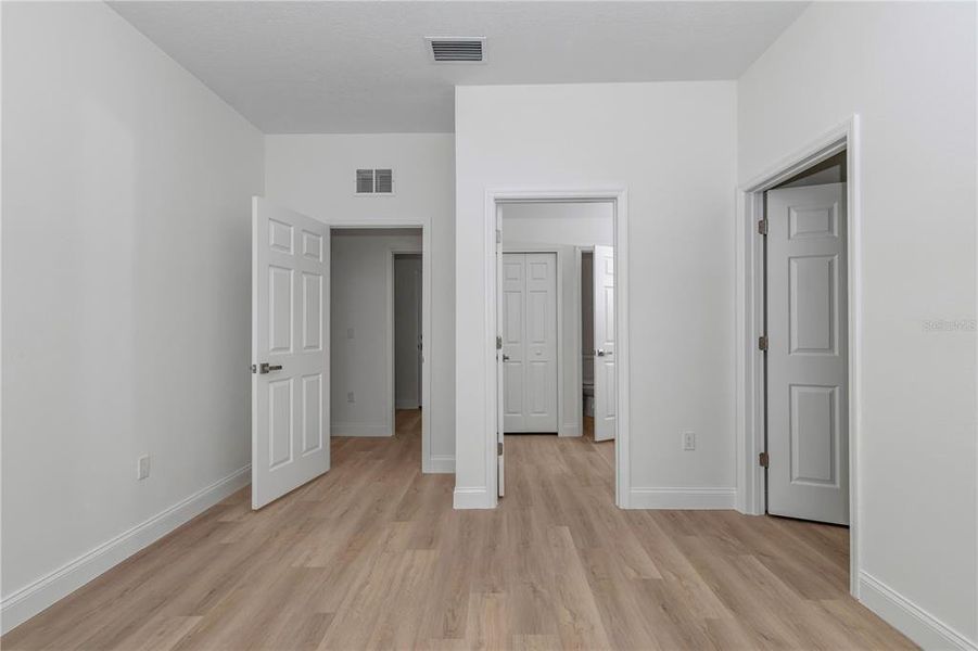 Spacious, unfurnished interior of a new home in , Citrus Springs (Image 27). Spacious, unfurnished interior of a new home in , Citrus Springs (Image 27).