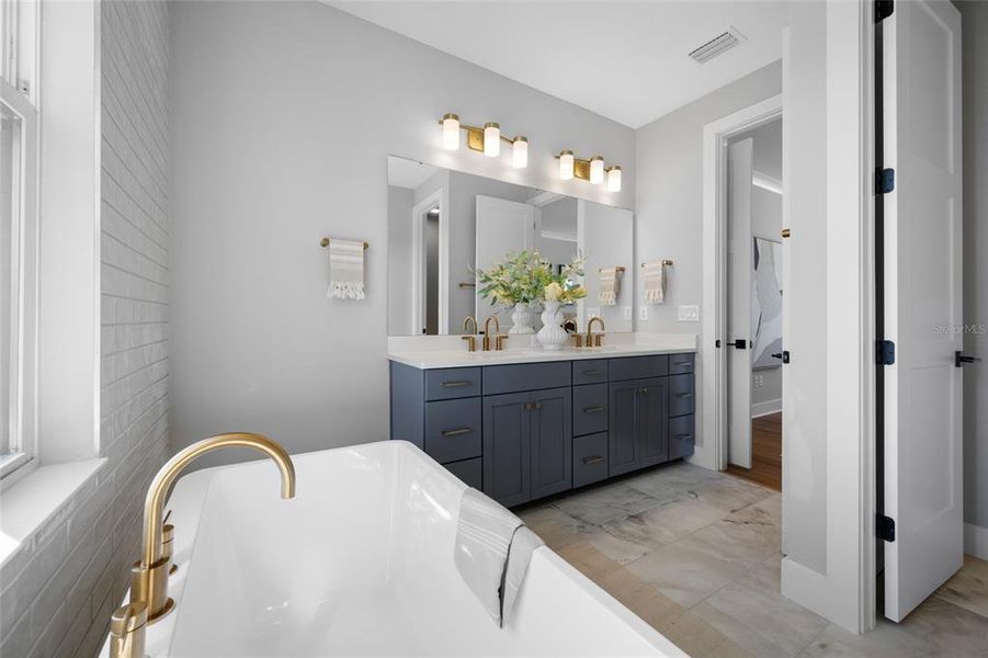 Furnished interior view inside a new home in Blanc, St. Petersburg (Image 57).