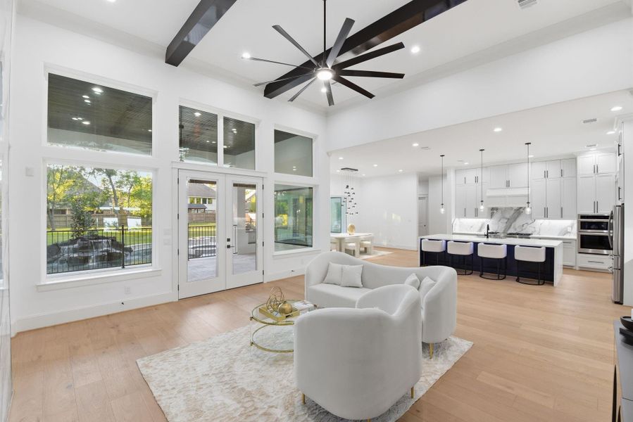 Open, Bright and inviting