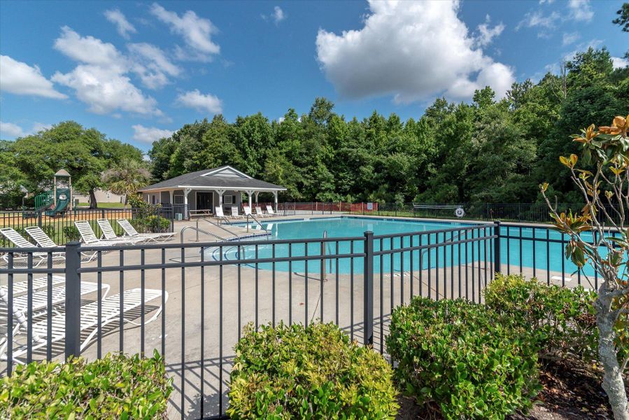 Community amenities in Oakley Pointe, Moncks Corner (Image 45).