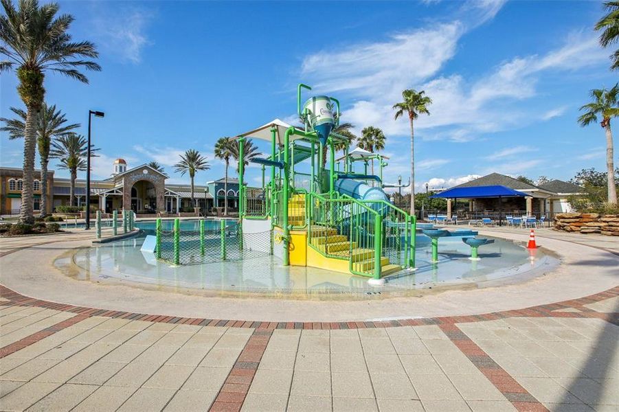 Community amenities in , Land O' Lakes (Image 36).