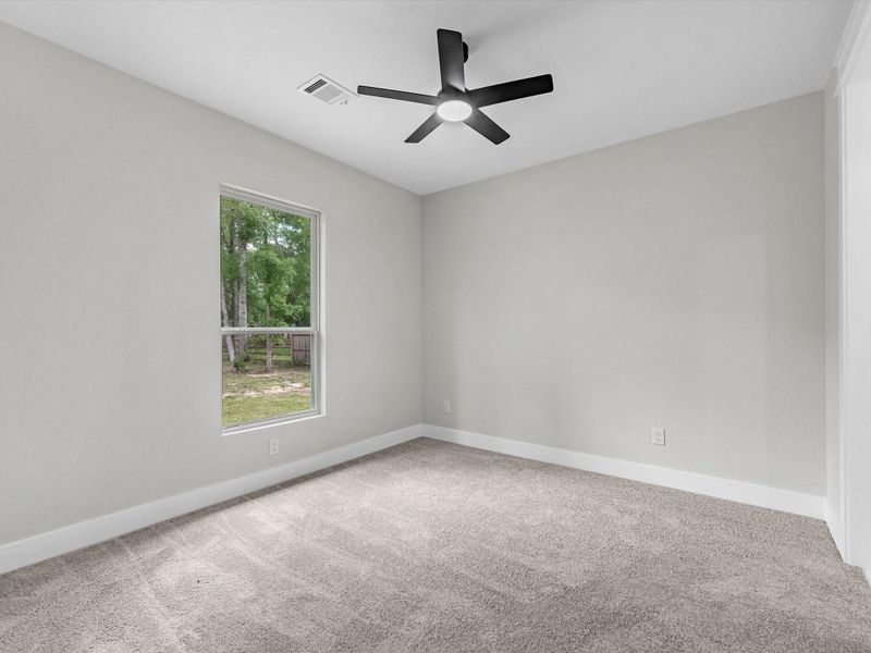 Spacious, unfurnished interior of a new home in , Dayton (Image 9).