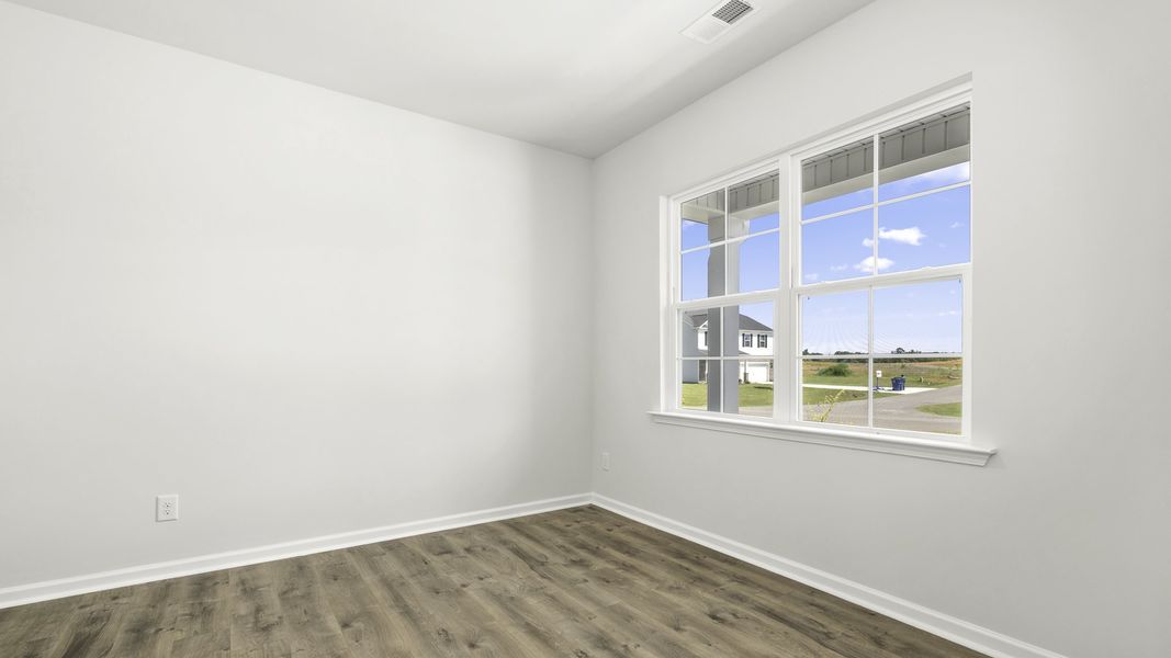 Representative unfurnished interior of a home built from the Galen by D.R. Horton in Forest Creek, Winston-Salem (Image 9).