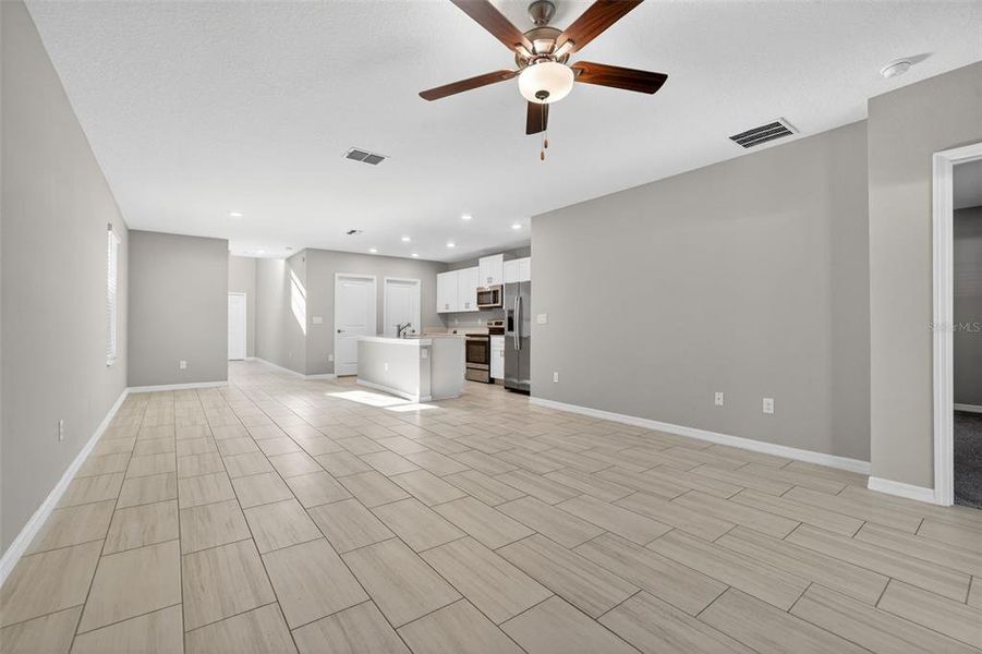 Spacious, unfurnished interior of a new home in , Riverview (Image 27).