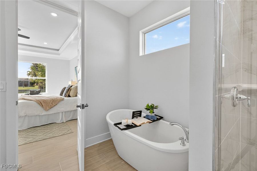 Furnished interior view inside a new home in Cape Coral, Cape Coral (Image 30).