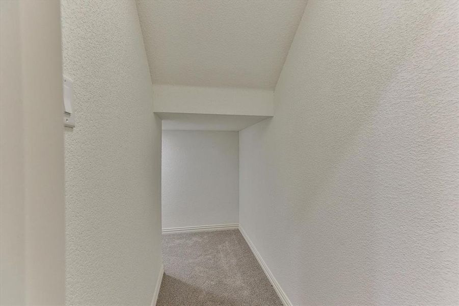 Image 32 of a home in . Image 32 of a home in .