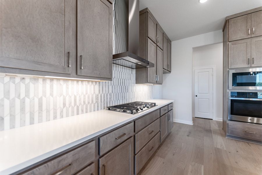 Furnished interior view inside a new home in Heath Golf & Yacht Club, Heath (Image 3).
