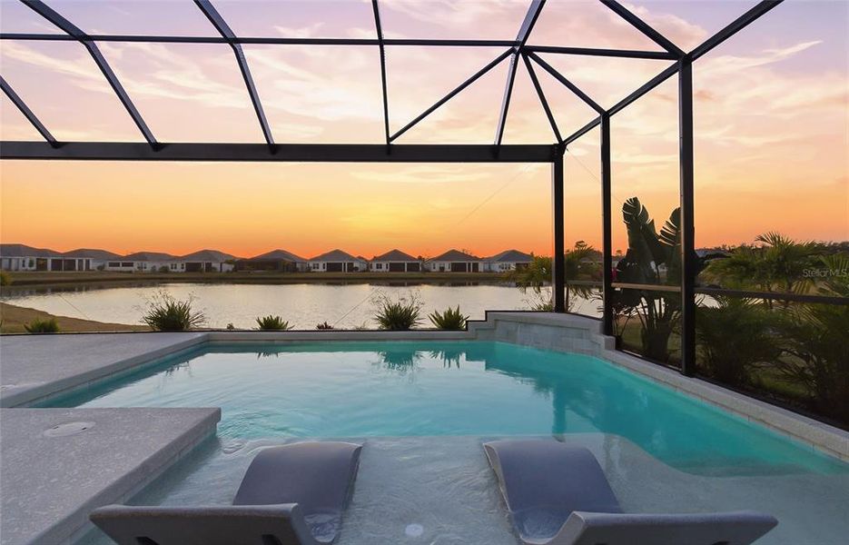 Exterior details and patio area of a home in , Palmetto (Image 3).