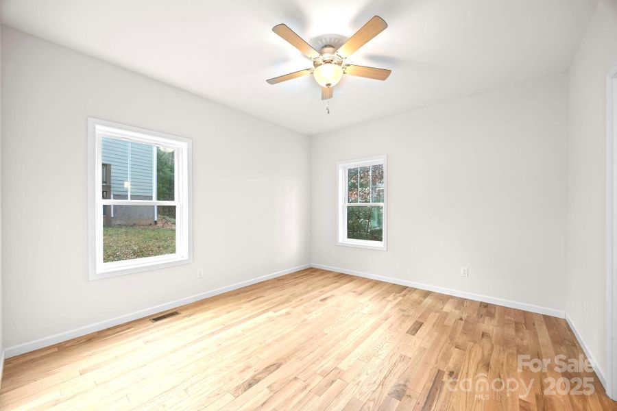 Spacious, unfurnished interior of a new home in , Arden (Image 31).