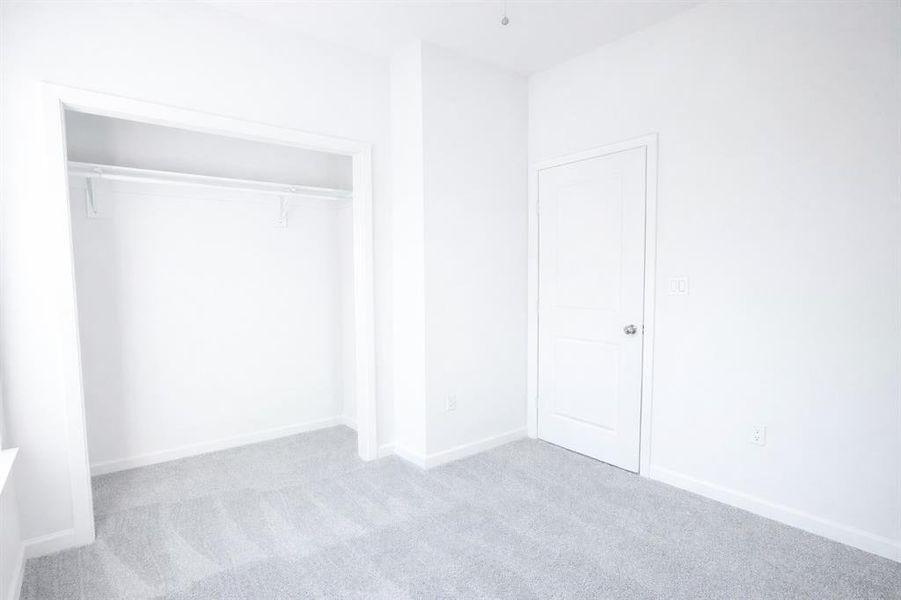 Spacious, unfurnished interior of a new home in , Fort Worth (Image 11).