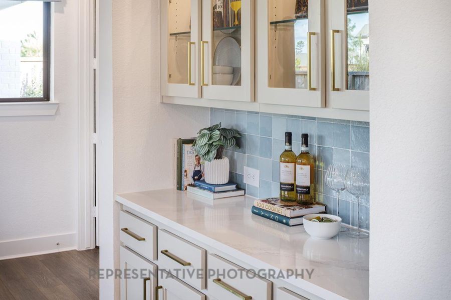 Furnished interior view inside a new home in Riceland: 50ft. lots, Mont Belvieu (Image 31).