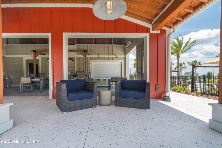 Exterior details and patio area of a home in Granary Park, Green Cove Springs (Image 31).