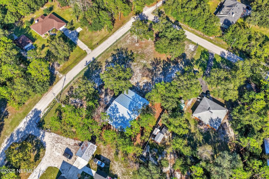 Image 14 of a home in . Image 14 of a home in .