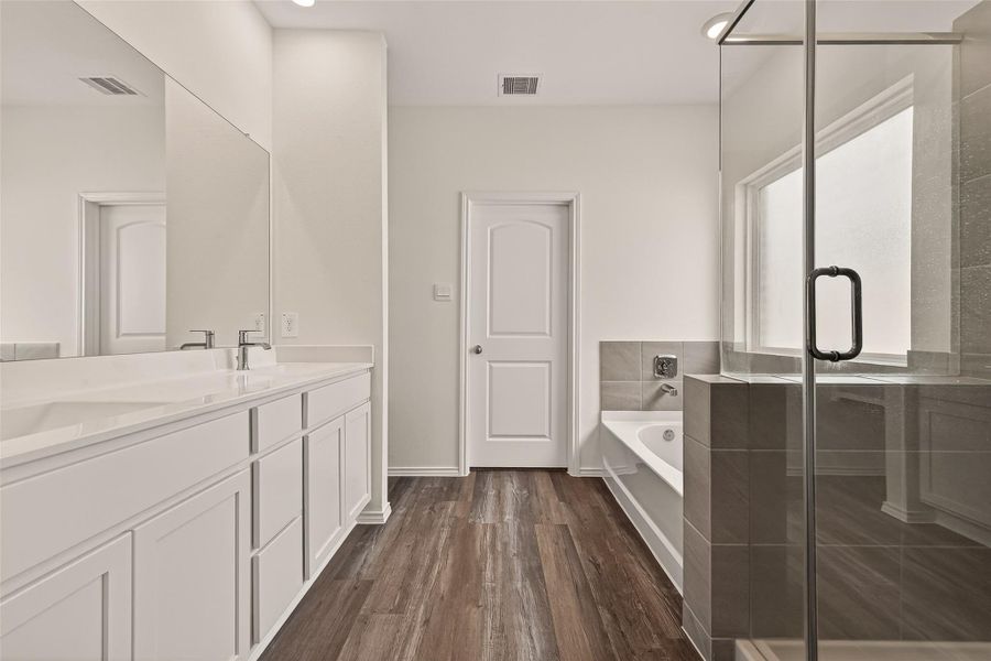 Furnished interior view inside a new home in , Katy (Image 9).