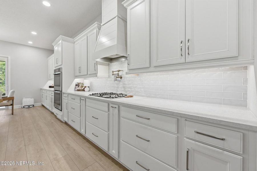 Furnished interior view inside a new home in , Ponte Vedra (Image 63).