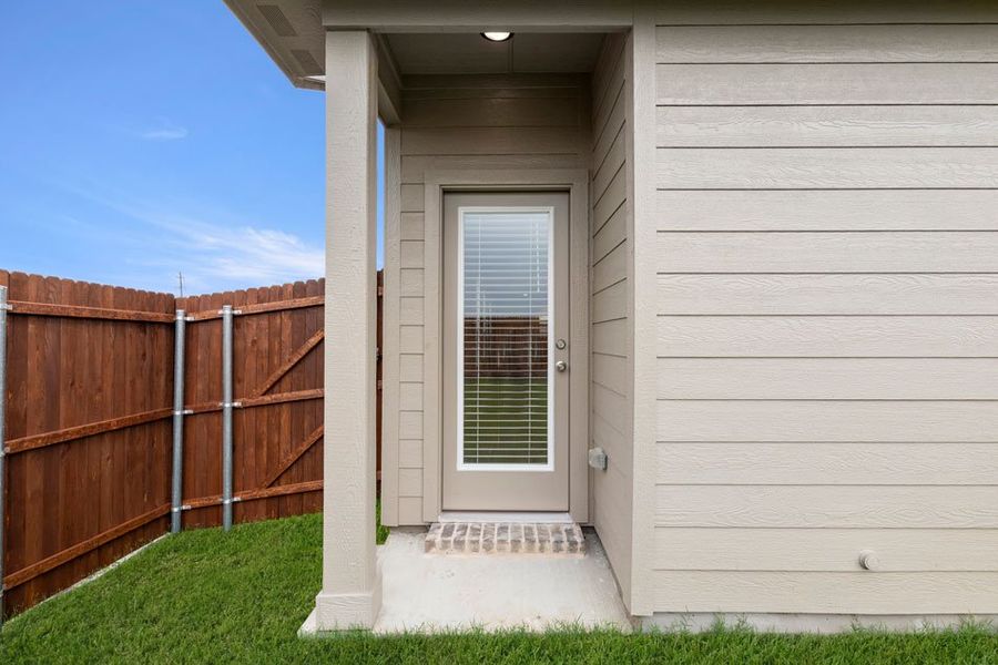 Representative exterior photo of a completed home built from the Willow by Impression Homes in Creekside Ranch, Blue Ridge, TX (Image 25).