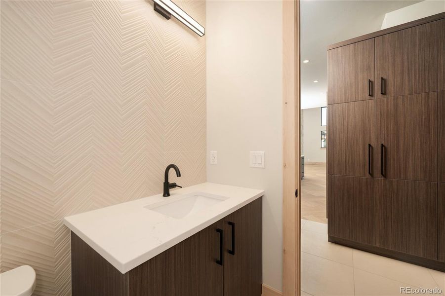 Main level powder room