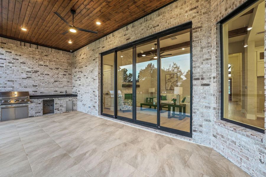 Exterior details and patio area of a home in , Montgomery (Image 30).