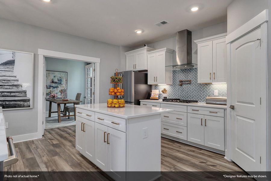 Furnished interior view inside a new home in Arcadia, Myrtle Beach (Image 9).
