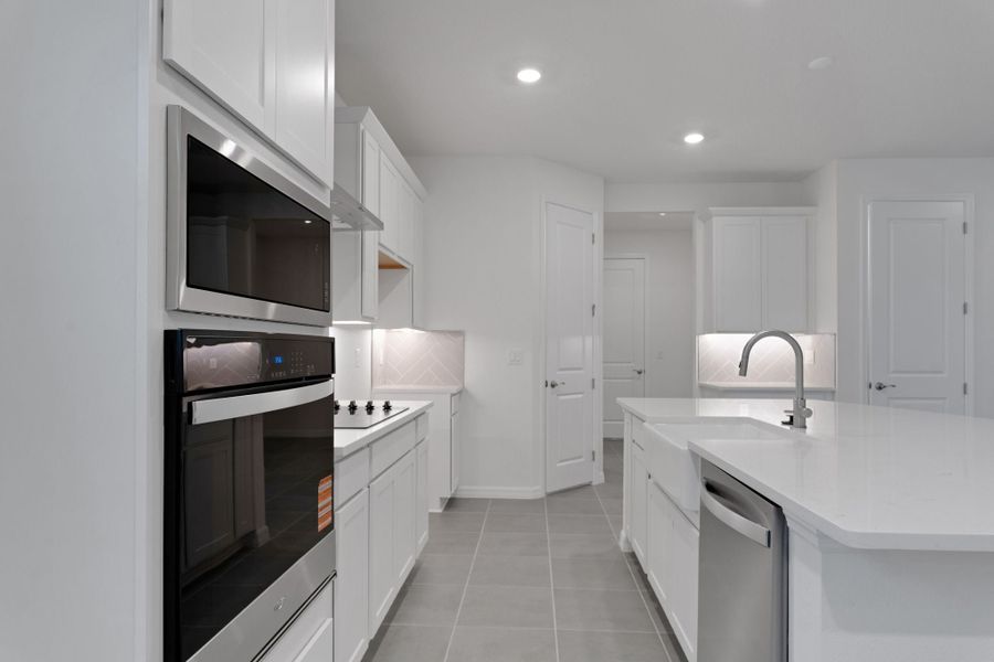 4br New Home in Land O' Lakes, FL.  - Slide 22