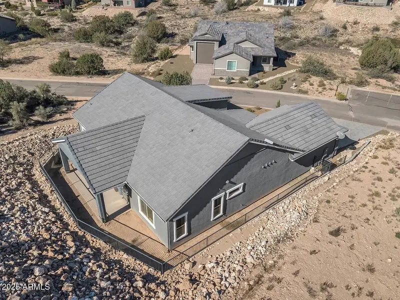 DJI_0899-1280 DJI_0899-1280