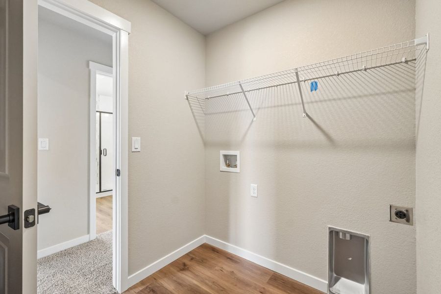 Spacious, unfurnished interior of a new home in Aspen Ranch, Fountain (Image 43).