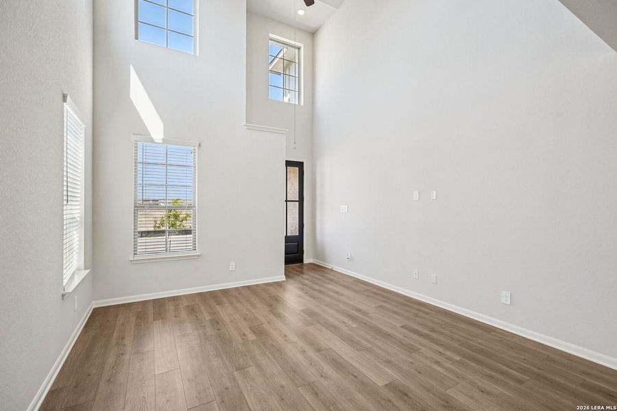 Spacious, unfurnished interior of a new home in Remington Ranch, San Antonio (Image 44). Spacious, unfurnished interior of a new home in Remington Ranch, San Antonio (Image 44).